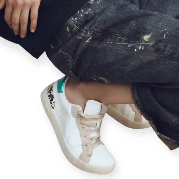 ZARA | White | ANIMAL PRINT TRIM SNEAKERS - Picture 10 of 10